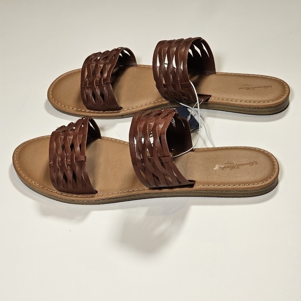 Universal Thread Women's Size 11 Addie Two Band Slide Sandals Brown - Picture 8 of 10